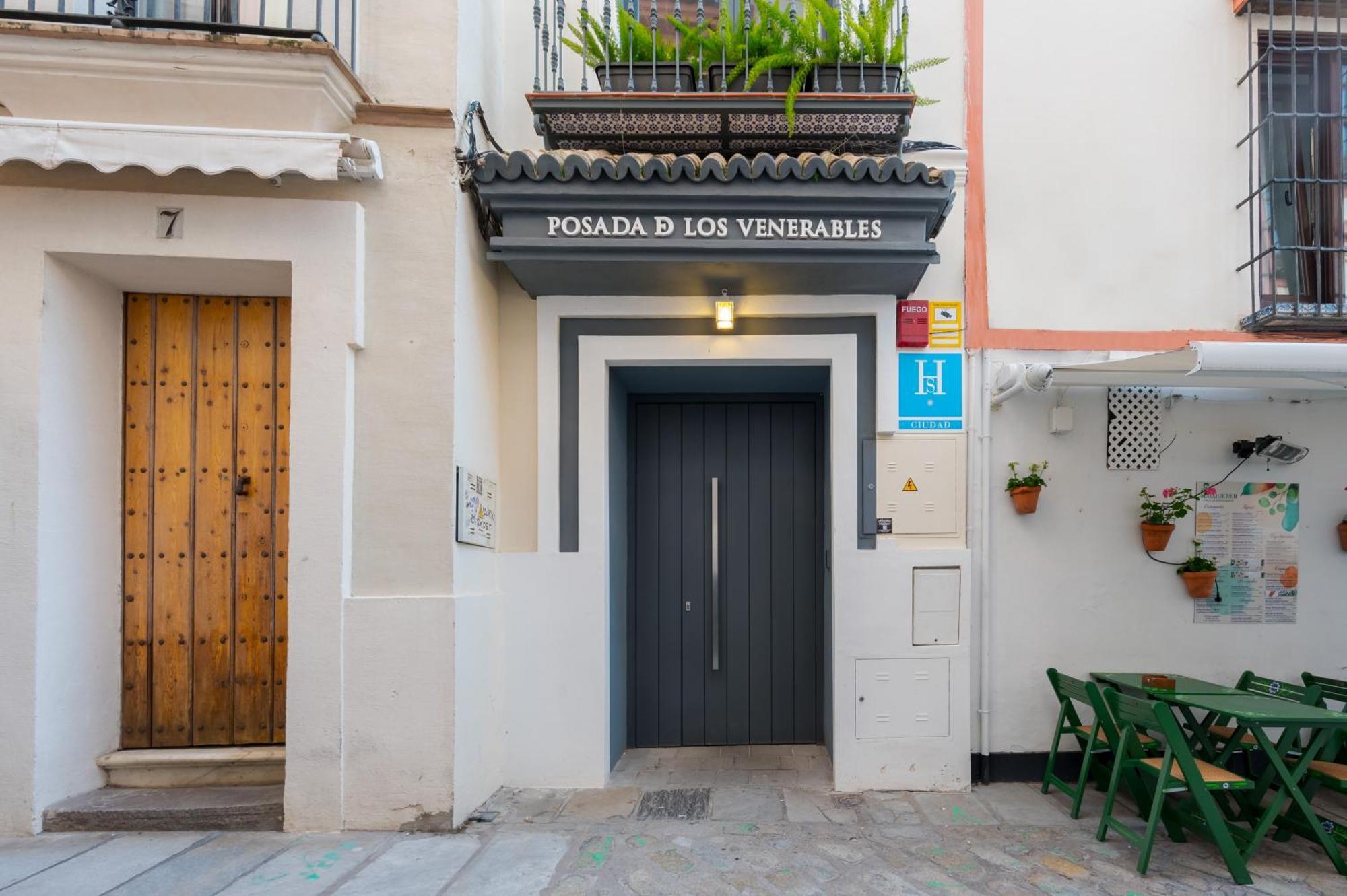 Posada De Los Venerables Sevilla Exterior foto
